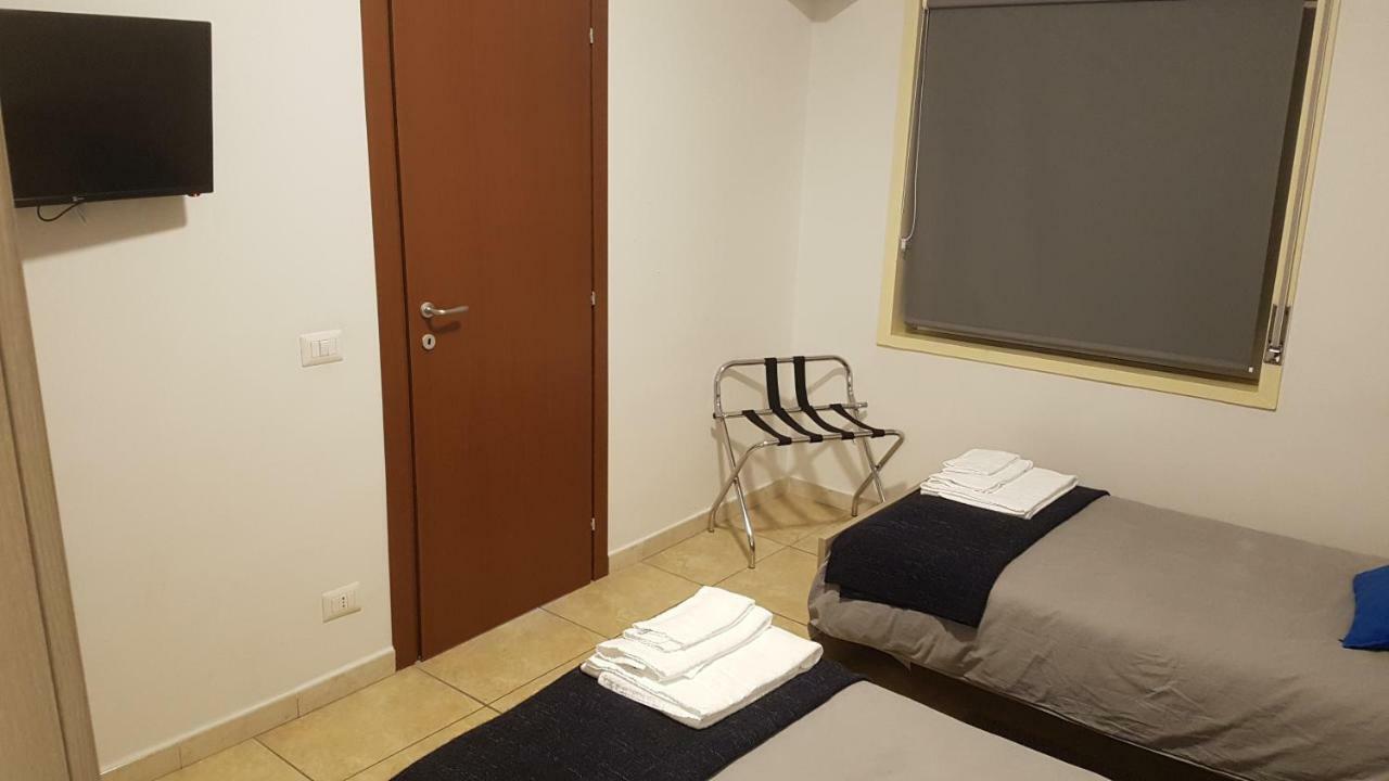 Etna Parking Hotel Катания Екстериор снимка