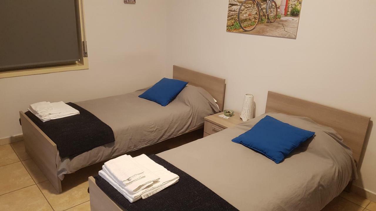 Etna Parking Hotel Катания Екстериор снимка